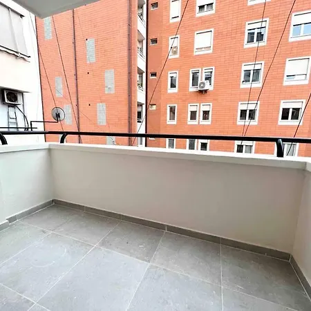 Appartement Eclectic 2br In The Bllok - Nook Tirana